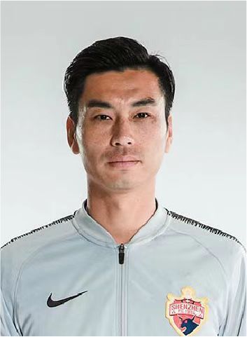扒开内裤直接进去